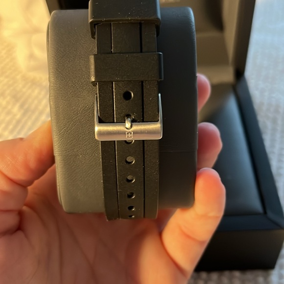 Victorinox Men’s watch - Picture 4 of 6